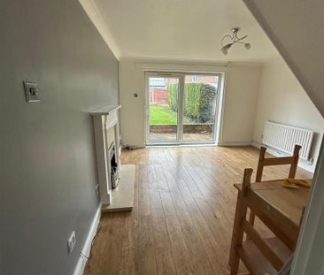 2 bedroom townhouse to rent - Photo 1