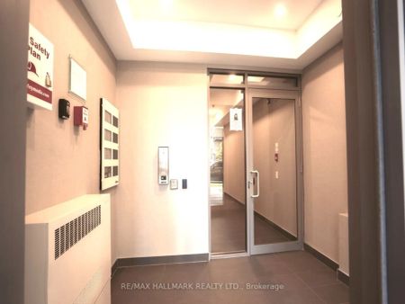 20 Orchid Place Drive #204 - Photo 5