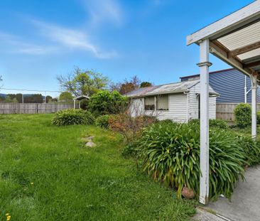 2 Cotswold Place, Moonah TAS 7009 - House For Rent | Domain - Photo 3