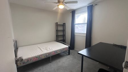 For Lease - 433 Keats Way Unit# 1, Waterloo, Ontario - Photo 3