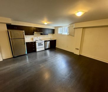 For Lease - 203 Sussexvale Drive Unit# Bsmt, Brampton, Ontario - Photo 4