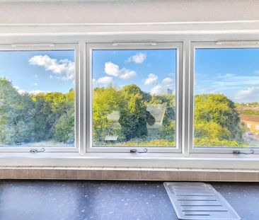 2 Bed Maisonette, Gillespie Road, N5 - Photo 2