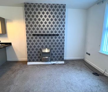 2 bedroom house to rent - Photo 2