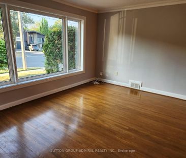 For Lease - 95 Almore Avenue, Toronto, Ontario - Photo 5