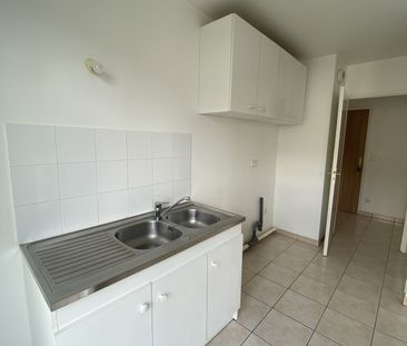 Location Appartement 2 pièces 46m² VILLEBON SUR YVETTE 91140 - Photo 2