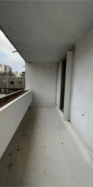 T3 duplex de 78m² située sur la place des géants à Grenoble - Photo 1