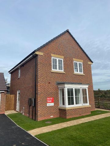 3 bedroom detached house to rent - Photo 4