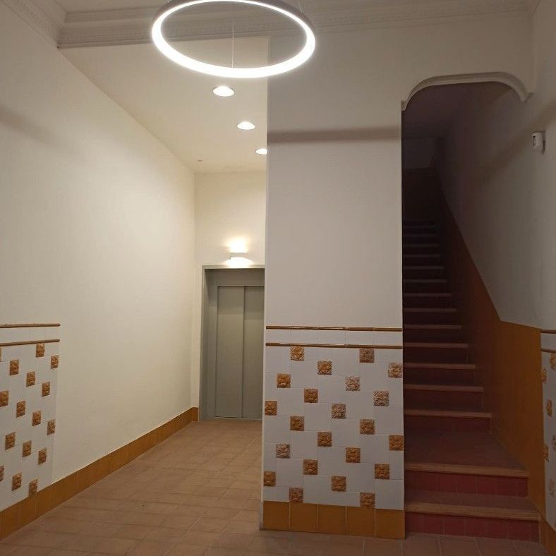 Piso de alquiler en Barri Gòtic - Photo 1