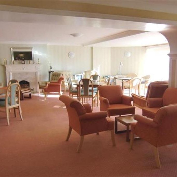 1 bedroom retirement property to rent - Photo 1