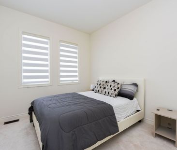 For Lease - 38 Silver Meadow Gdns Gardens, Hamilton, Ontario - Photo 5