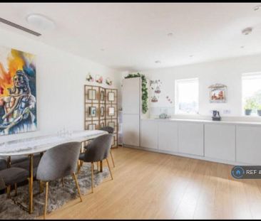 3 bedroom flat to rent - Photo 5