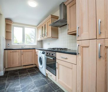 4 bedroom house to rent - Photo 2