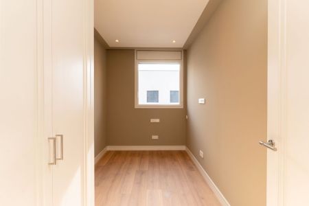 Piso de alquiler en Ronda de Jean Monnet, 230, Can Gambús - Photo 3