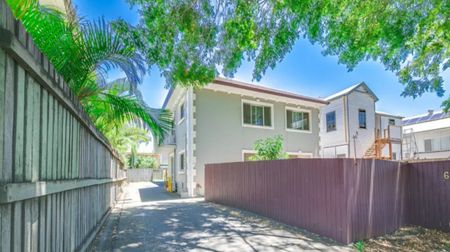 2/666 Kingsford Smith Drive, Hamilton QLD 4007 - Apartment For Rent | Domain - Photo 4