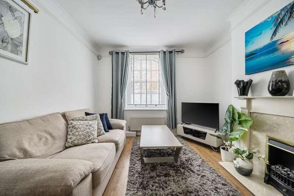 Scott Ellis Gardens, London, NW8 - Photo 1