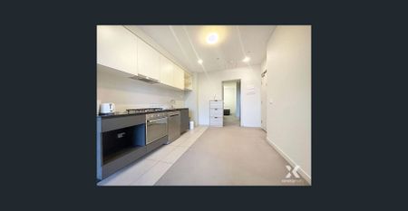 Stylish 1-Bedroom Apartment in the Heart of Melbourne CBD – Partially Furnished - Photo 4