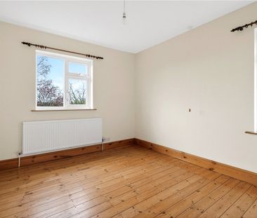 A four bedroom detached family home with an annexe, garage and driv... - Photo 4