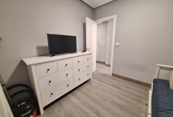 REF. 7643 Apartment with Two Bedrooms in Torrevieja