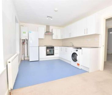 Station Road, Redhill, Surrey, RH1 - Photo 1