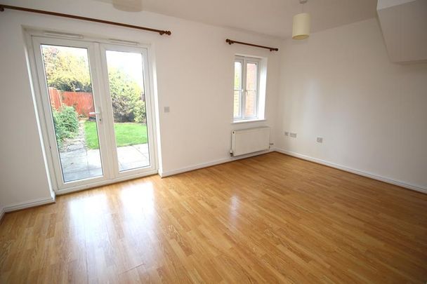 3 bedroom terraced house to rent - Photo 1