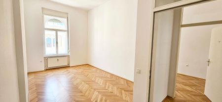 Vermietet | 5-Zimmer Altbauwohnung mit Balkon mitten im Zentrum - Photo 4