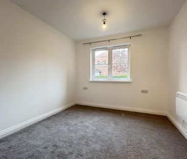 2 bedroom ground floor flat to rent - Photo 6