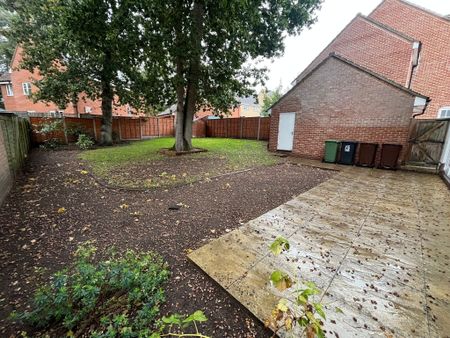 Waterloo Close, Thetford - Photo 4
