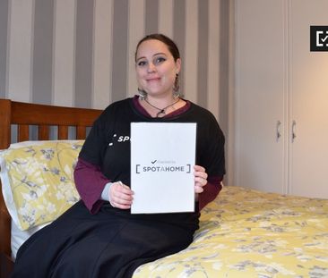 Charming room in 3-bedroom house, Dublin - Photo 1