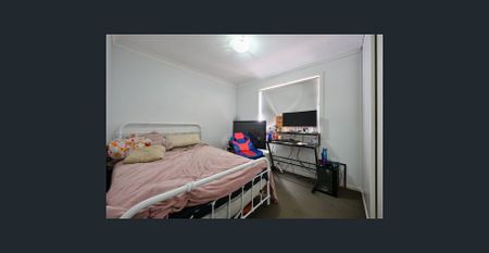 Move in ready for the large family! - Photo 4