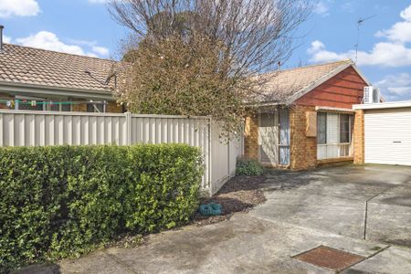 Unit 3/73 Beverin Street, Sebastopol - Photo 2