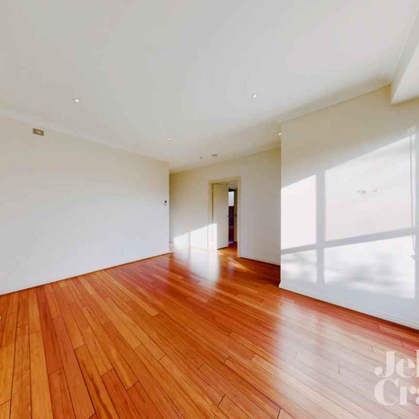 2 Bed, 1 Bath - Photo 1