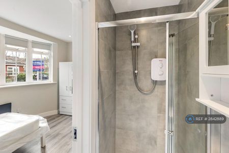 Studio to rent - Photo 3