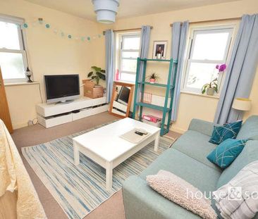 Livingstone Road, BH5 - Photo 1