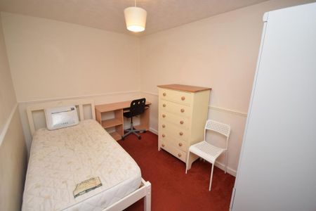 5 bedroom house to rent - Photo 3