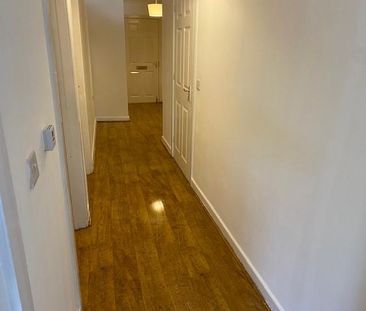 2 bedroom ground floor flat to rent - Photo 6