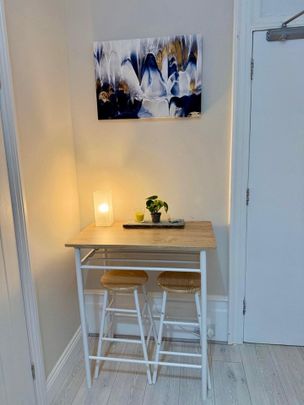 Studio Flat, Linden Mansions, N6 - Photo 1