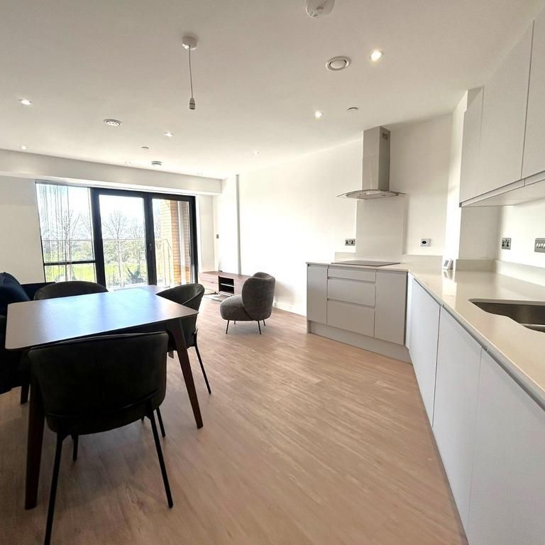 2 bedroom flat to rent - Photo 1