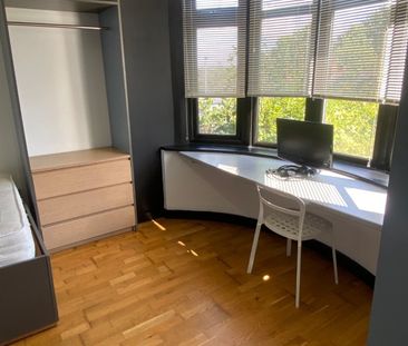 64 Newsome Road, Huddersfield, HD4 - Photo 5