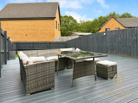 3 bedroom semi-detached house to rent - Photo 5