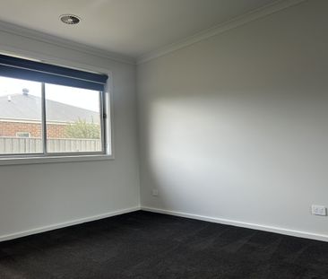22 Dibbler Street, Thurgoona NSW 2640 - House For Rent | Domain - Photo 6