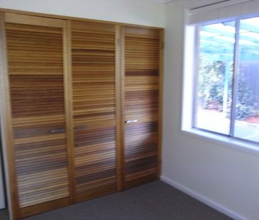 20 Spowers Circuit, Holder ACT 2611 - House For Rent | Domain - Photo 3