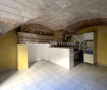 Maison de village avec 3 chambres, une petit cour et un garage, - Photo 1