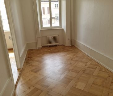 Rent a 3 rooms apartment in La Chaux-de-Fonds - Foto 1