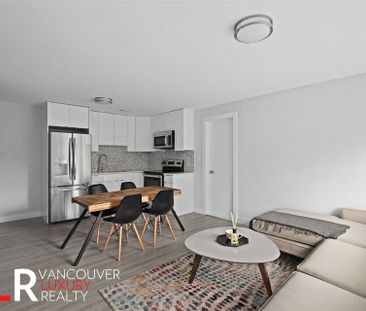 House in West Vancouver, BC - Photo 4
