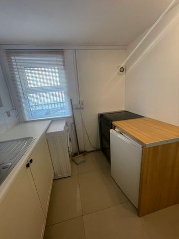 43 Basement, Church Street, Portadown, BT62 3EU - Photo 2