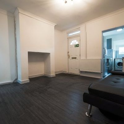 Victoria Street, NG18, Property for rent - Photo 1