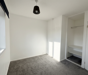 4 bedroom detached house to rent - Photo 5