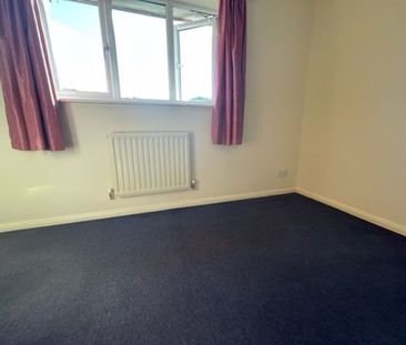 Palmers Leaze - Photo 5