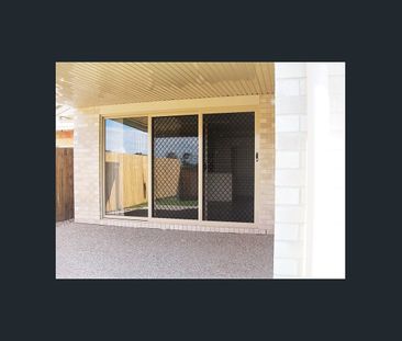 Affordable 2 bedroom unit - Good sized yard - Photo 4