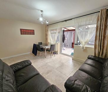 3 bedroom detached house to rent - Photo 3